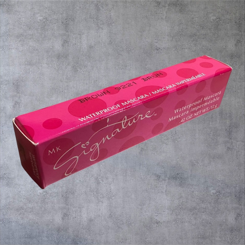 Mary Kay Signature Waterproof Mascara Brown 9221‎ New In Box .42 oz 12g
